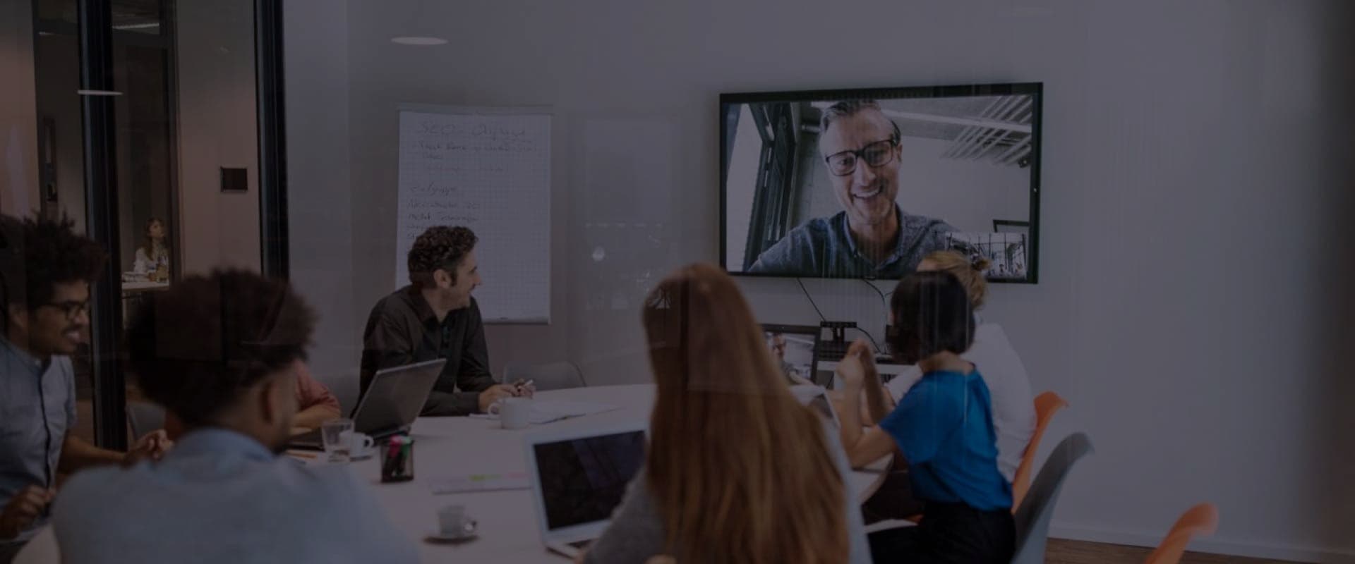 Fondo de la sección principal de consulta gratuita